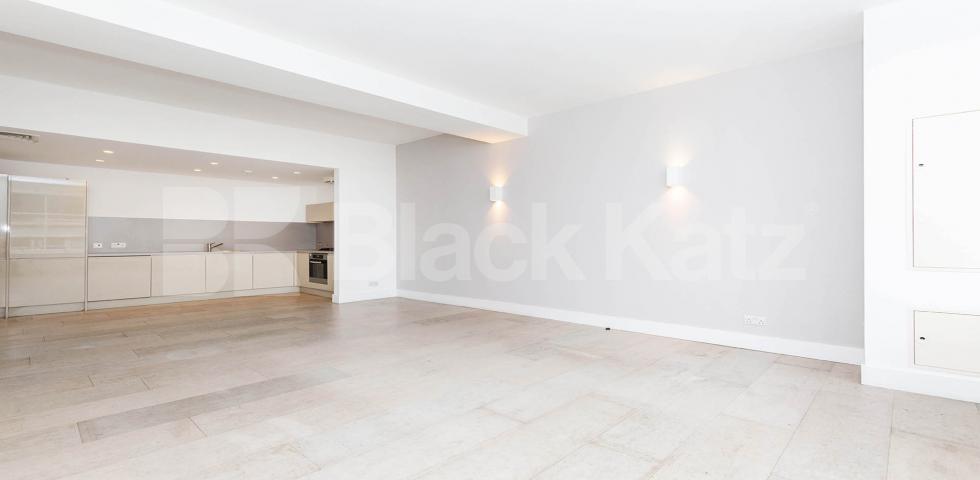 			2 Bedroom, 2 bath, 1 reception Apartment			 TABERNACLE STREET EC2A, OLD STREET - SHOREDITCH - LIVERPOOL STREET